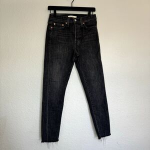 Levis Jeans Women 27 Gray Wash Wedgie Skinny Mid Waist Ankle Raw Hem Minimalist